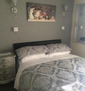 Single Room Private Bathroom